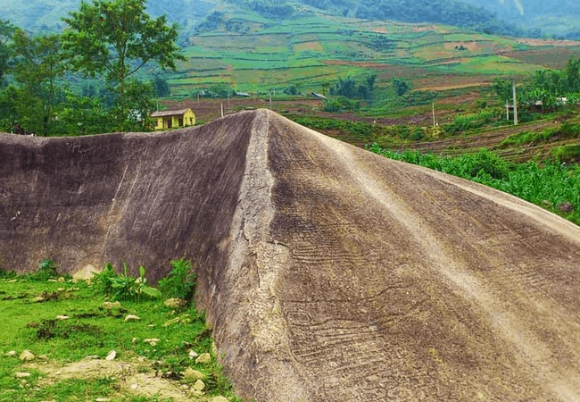 Bãi Đá Cổ Sapa – Bí ẩn ngàn năm giữa thung lũng Mường Hoa 2 vouchersapa 2025 07 24T205018.521