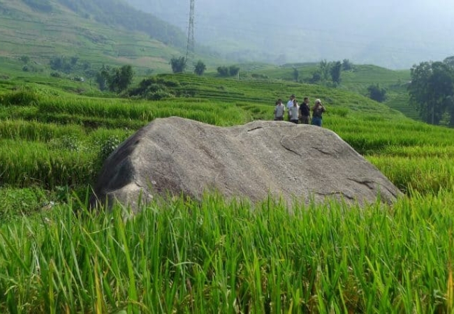 Bãi Đá Cổ Sapa – Bí ẩn ngàn năm giữa thung lũng Mường Hoa 3 vouchersapa 2025 07 24T205027.819