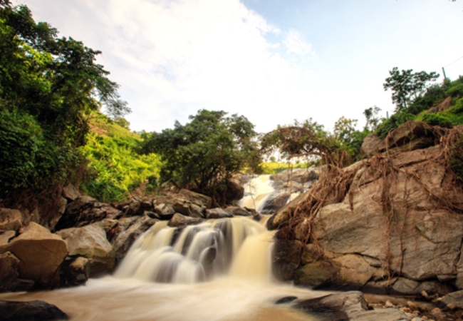 Thác Bản Vược – Dòng thác hoang sơ giữa đại ngàn Tây Bắc 1 vouchersapa 2025 07 29T202336.715