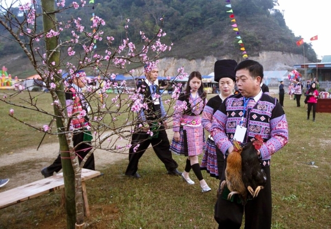 Lên Tây Bắc khám phá lễ hội Gầu Tào Sapa đặc sắc 2 vouchersapa 2025 09 16T173007.883