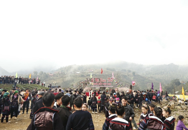 Lên Tây Bắc khám phá lễ hội Gầu Tào Sapa đặc sắc 5 vouchersapa 2025 09 16T173216.777