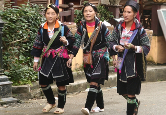 Những điều thú vị về người H'Mông Sapa 6 vouchersapa 2025 09 18T213626.091