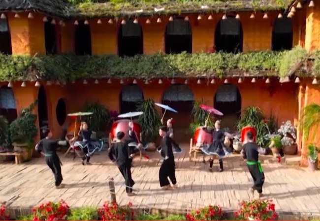 Lễ hội khèn hoa Sapa - Bản hòa ca mùa xuân của tâm hồn H'Mông 7 vouchersapa 2025 09 19T224429.422