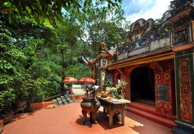 Đền Mẫu Thượng Sapa - điểm tâm linh giữa núi rừng Tây Bắc 6 vouchersapa 49