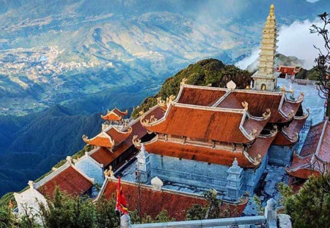 Đền Mẫu Thượng Sapa - điểm tâm linh giữa núi rừng Tây Bắc 1 Đền Mẫu Thượng Sapa - điểm tâm linh giữa núi rừng Tây Bắc